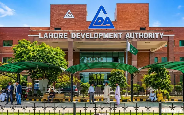 Lahore Launches Digital System for Sanitation, Encroachment and Civic Complaints