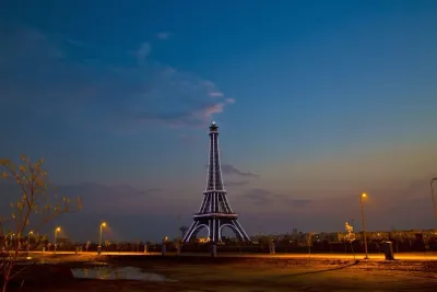 Bahria Town Lahore (بحریہ ٹاؤن لاہور)