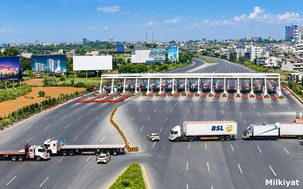 M-1, M-14 and GT Road Closures Disrupt Islamabad-KP Transport Links