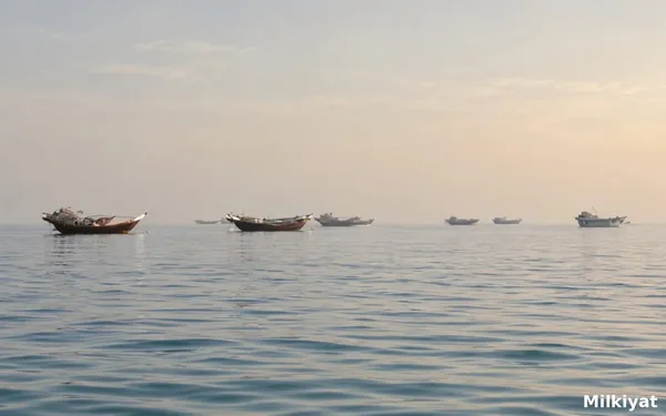US and Iran Discuss Phased Deal That Could Reopen Strait of Hormuz